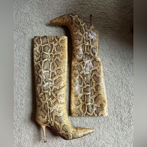 Knee high 100% leather pull on snakeskin boots